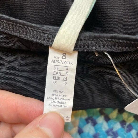 Sea Level One Piece Swimsuit - Picture 7 of 8